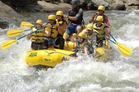 Begginner Whitewater Rafting Trips in Colorado