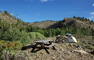Camping Riverside in Colorado