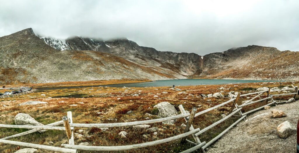 mount blue sky and alpine lake