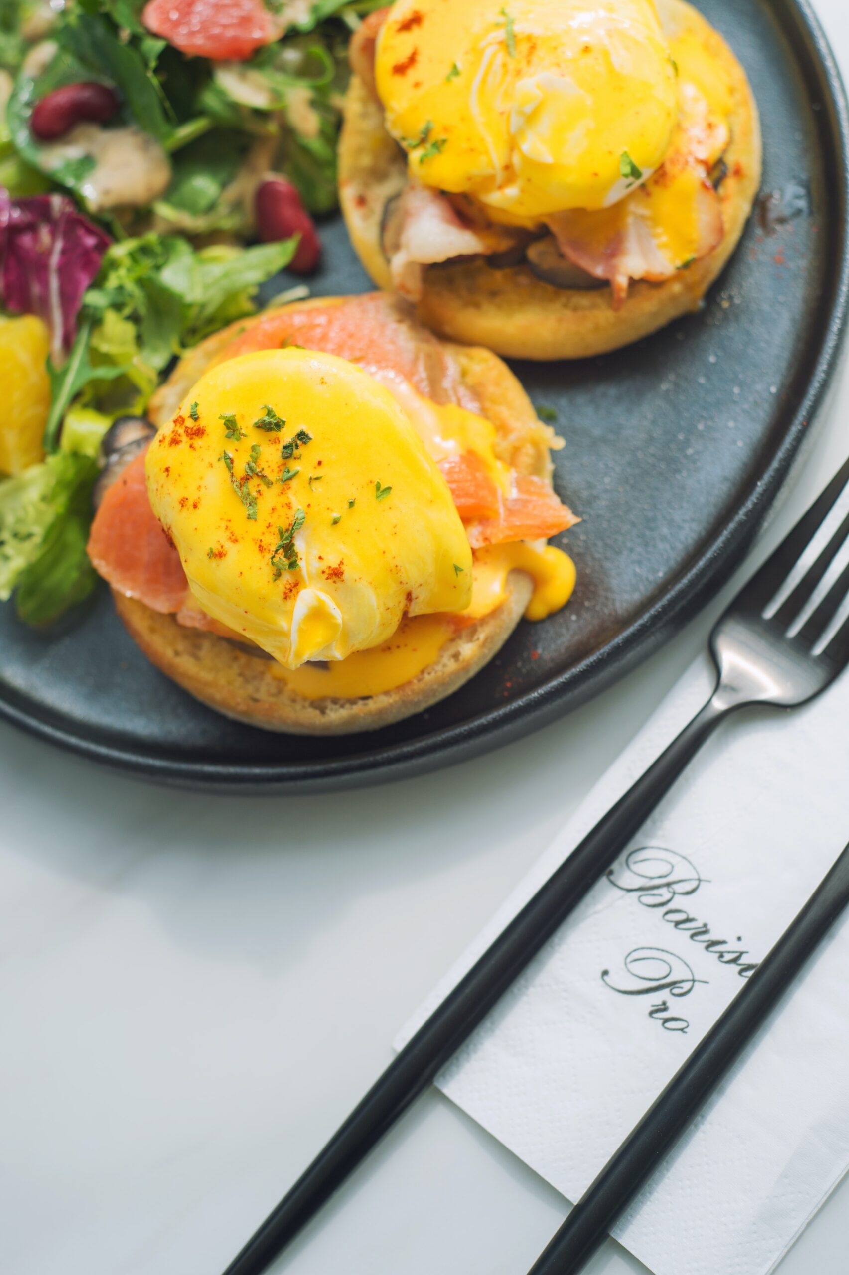 eggs benedict