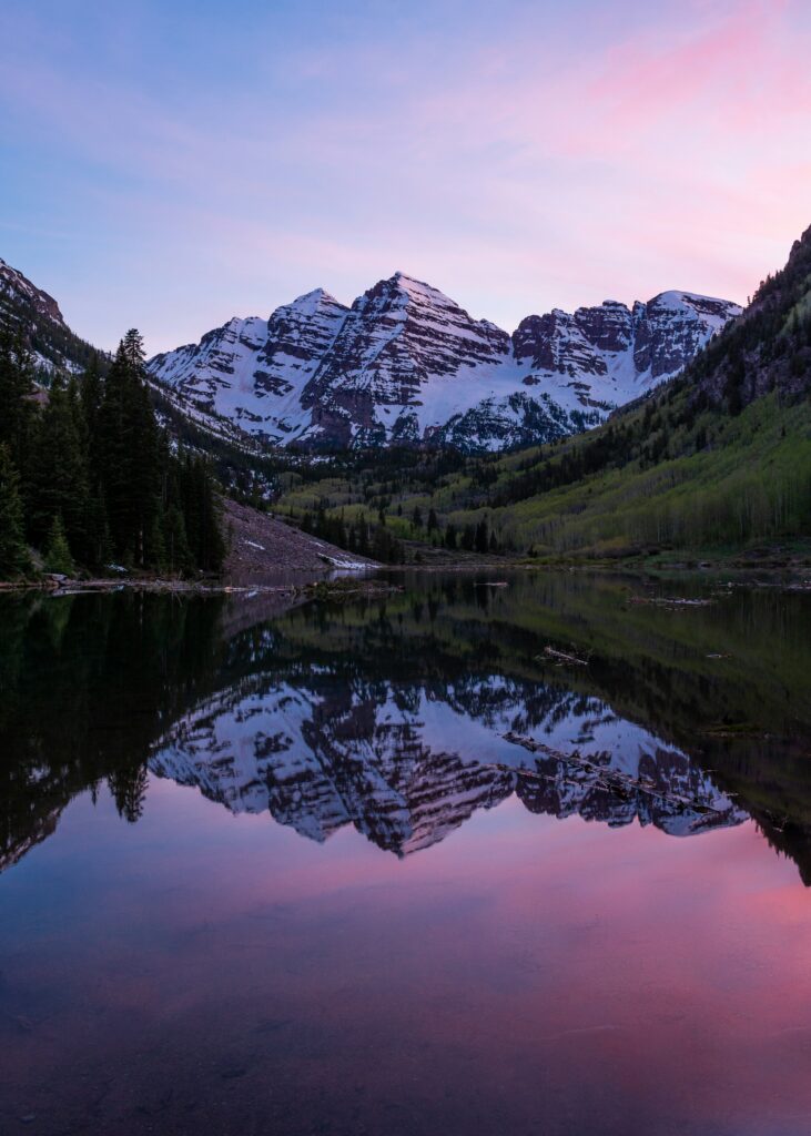 Aspen, Colorado lake and mountains